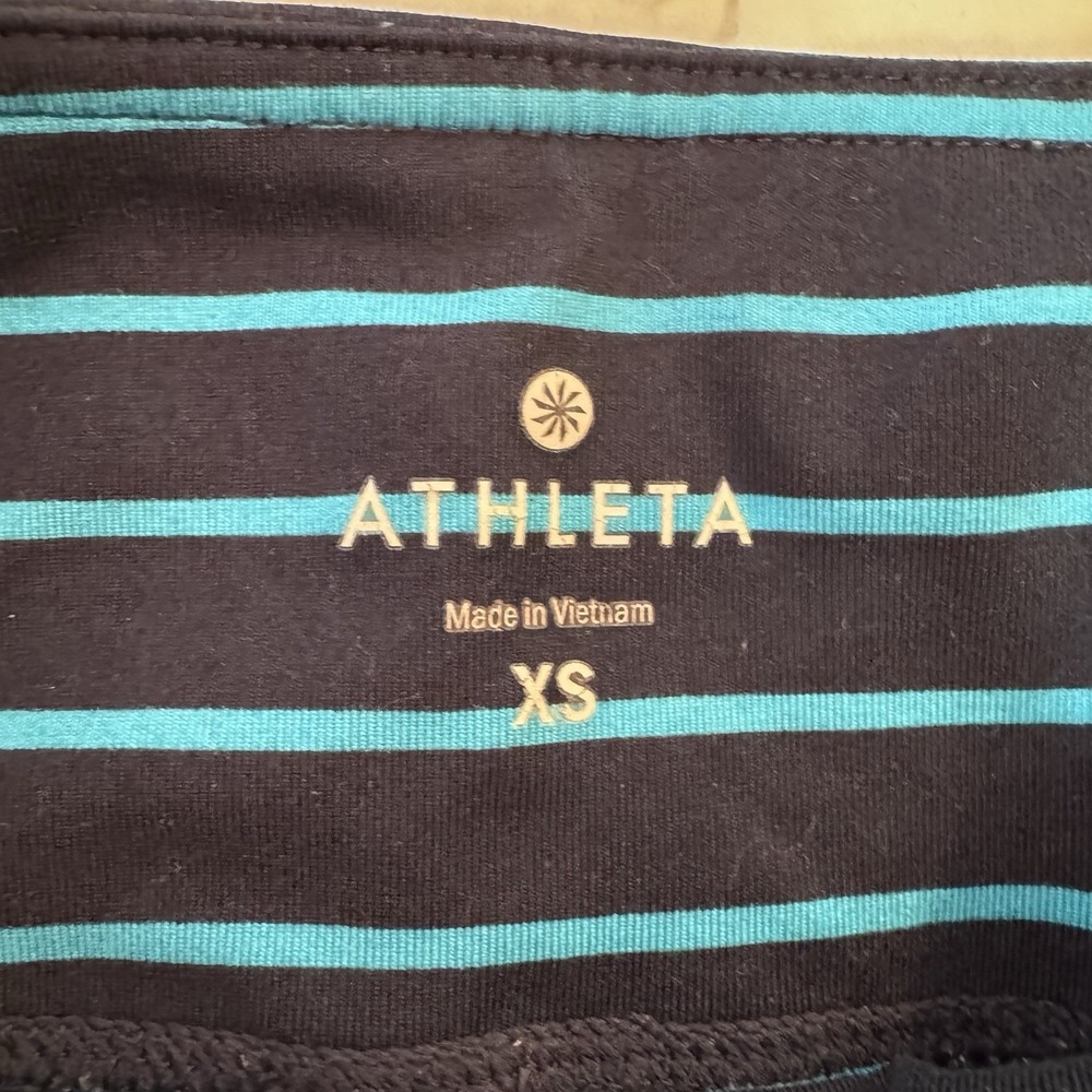Athleta Stripe Chaturanga Capri Leggings Navy Blue Size Xtra Small - Picture 2 of 3